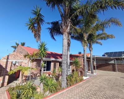 Townhouse For Sale in Hartenbos, Hartenbos